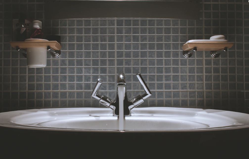 Tips to Help Modernize Your Space During Bathroom Remodeling