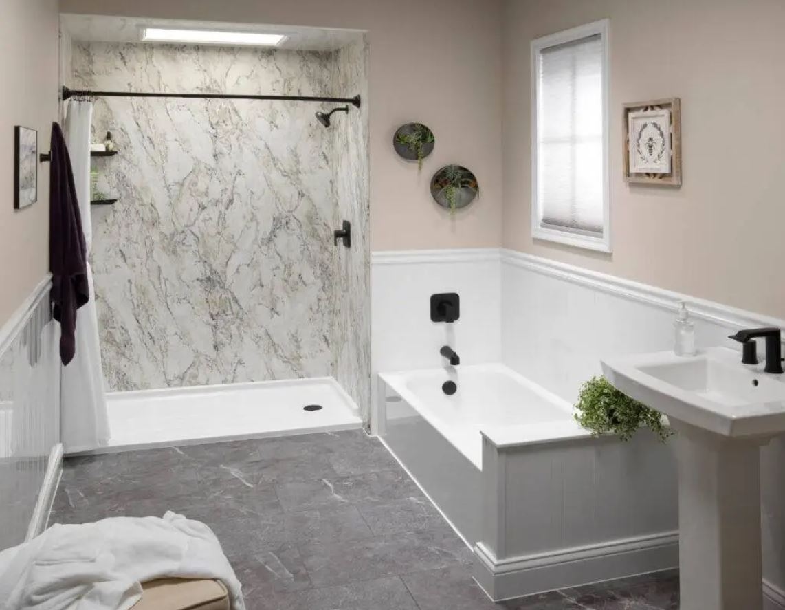 Expert Bathroom Renovation Tips for a Luxurious Look